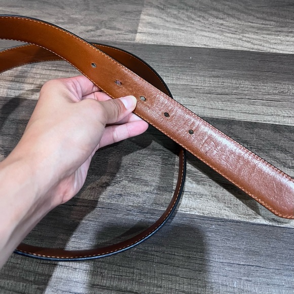 COACH Dark Brown Leather Belt with Gold Buckle size 95 / 38 - Picture 5 of 8